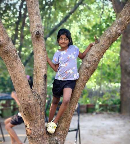 vaksana-farm-student-visit