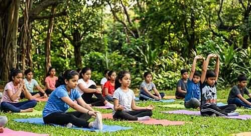 _Yoga, stretching, and mindfulness in nature