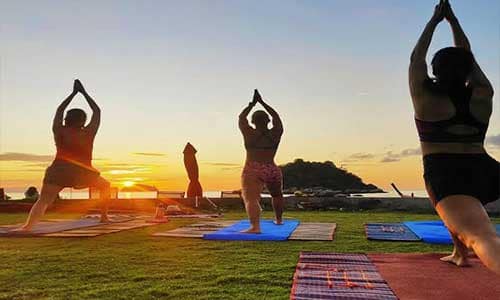 Sunrise-Yoga-by-the-Fields