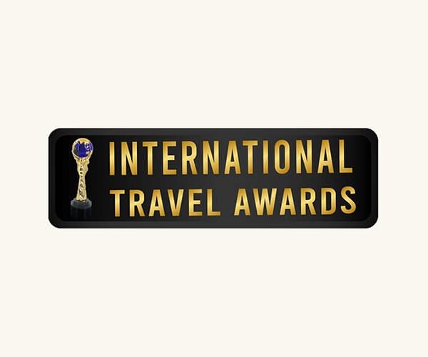 vaksana-Travel-Awards1